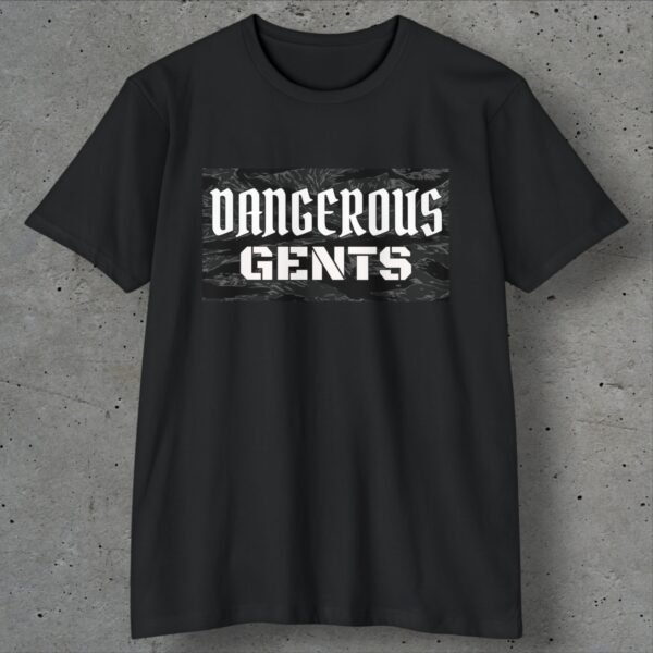 dangerous gents urban tiger stripe logo t shirt